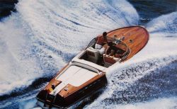 豪華游艇的鼻祖，看看麗娃是如何的優(yōu)雅和至尊吧！